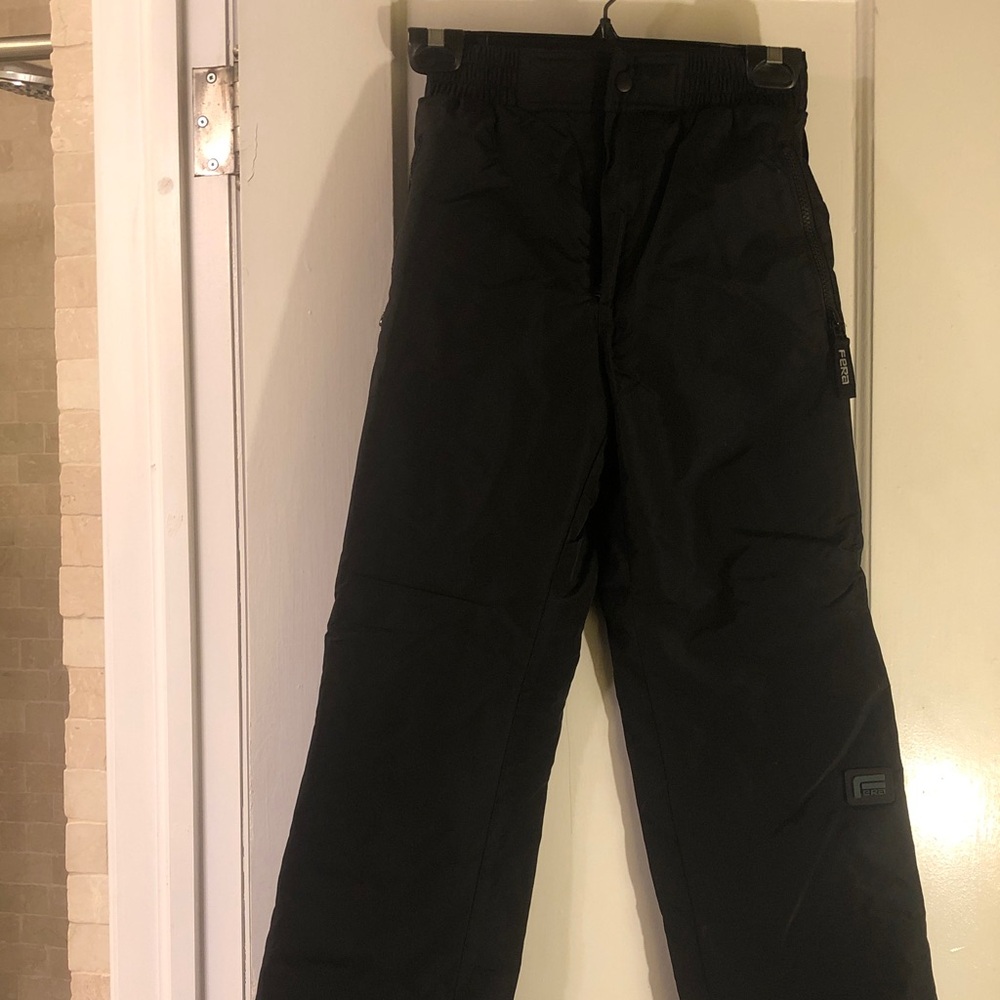 Kids Fera Black Snow Pants.
